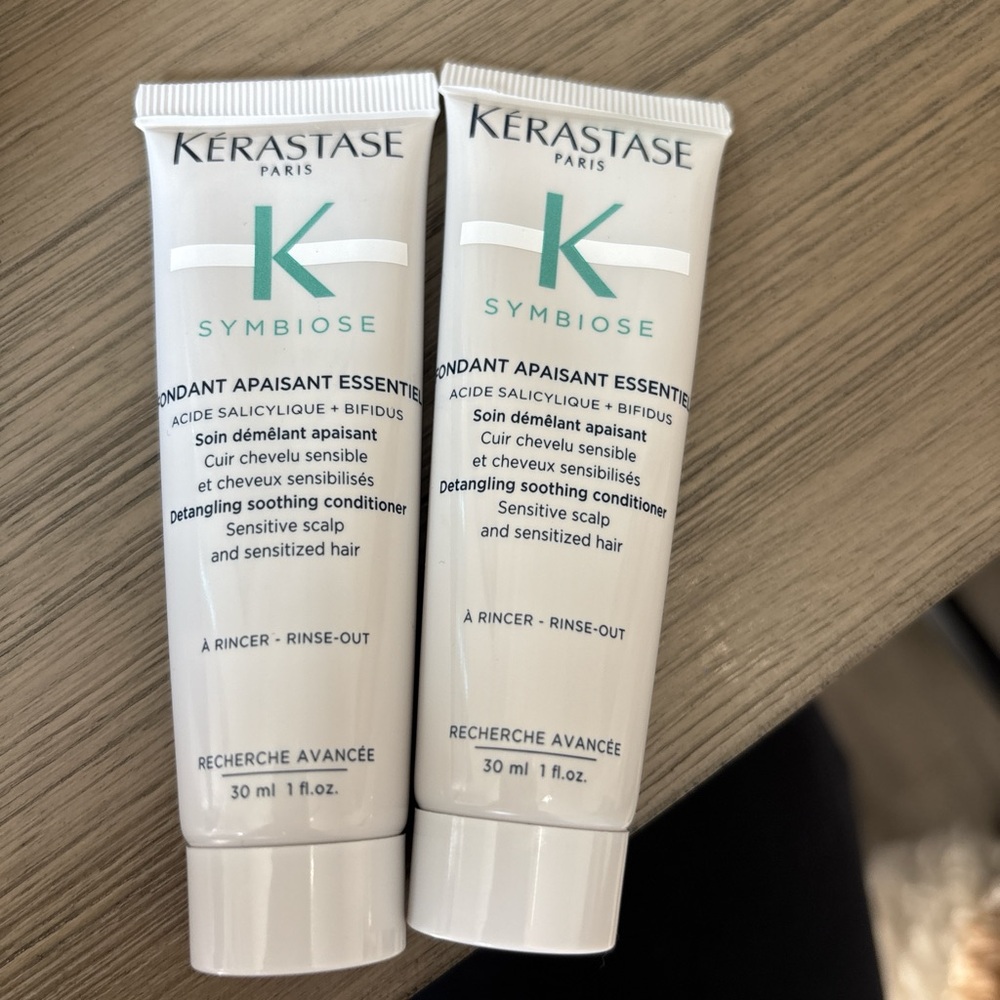 2 Kerastase Detangling Soothing Conditioner - White